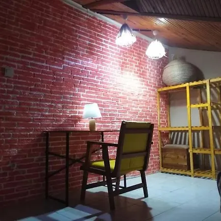 בית נופש Center By Harbour First Floor מרמריס