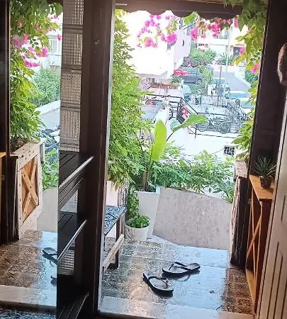 Center By Harbour First Floor 말마리스